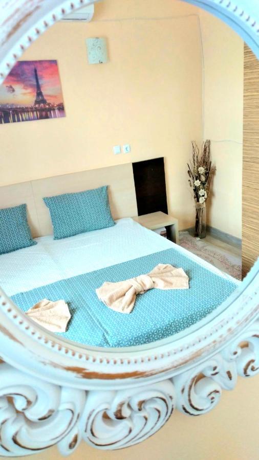 Rose & Water Guest House Pavel Banya Buitenkant foto