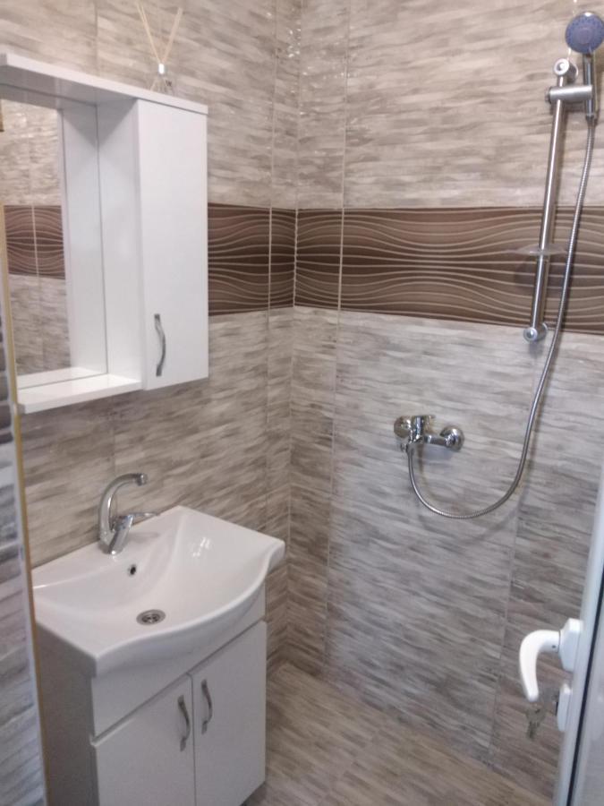 Rose & Water Guest House Pavel Banya Buitenkant foto